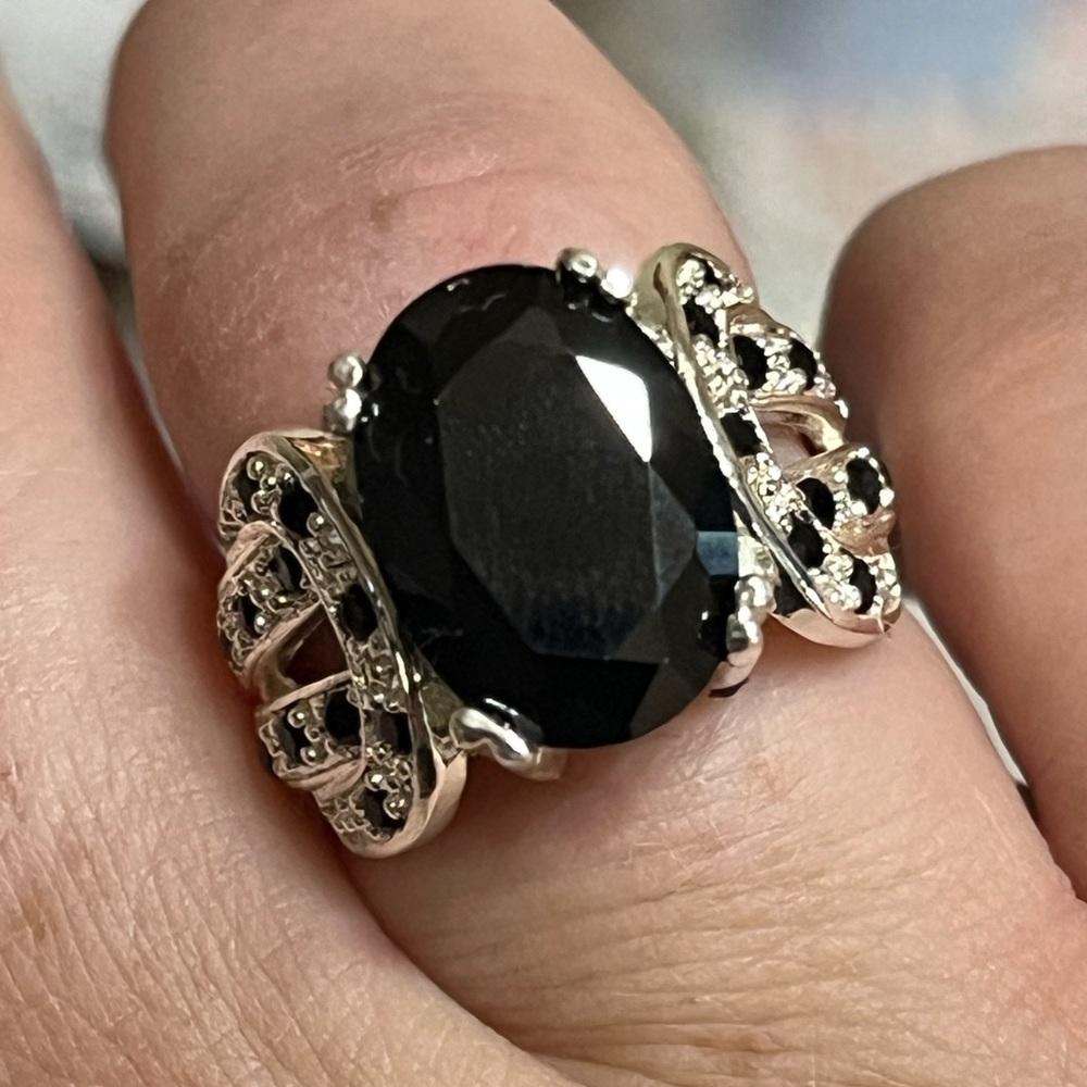 Source Unknown Black Gemstone Silver Ring - image 6